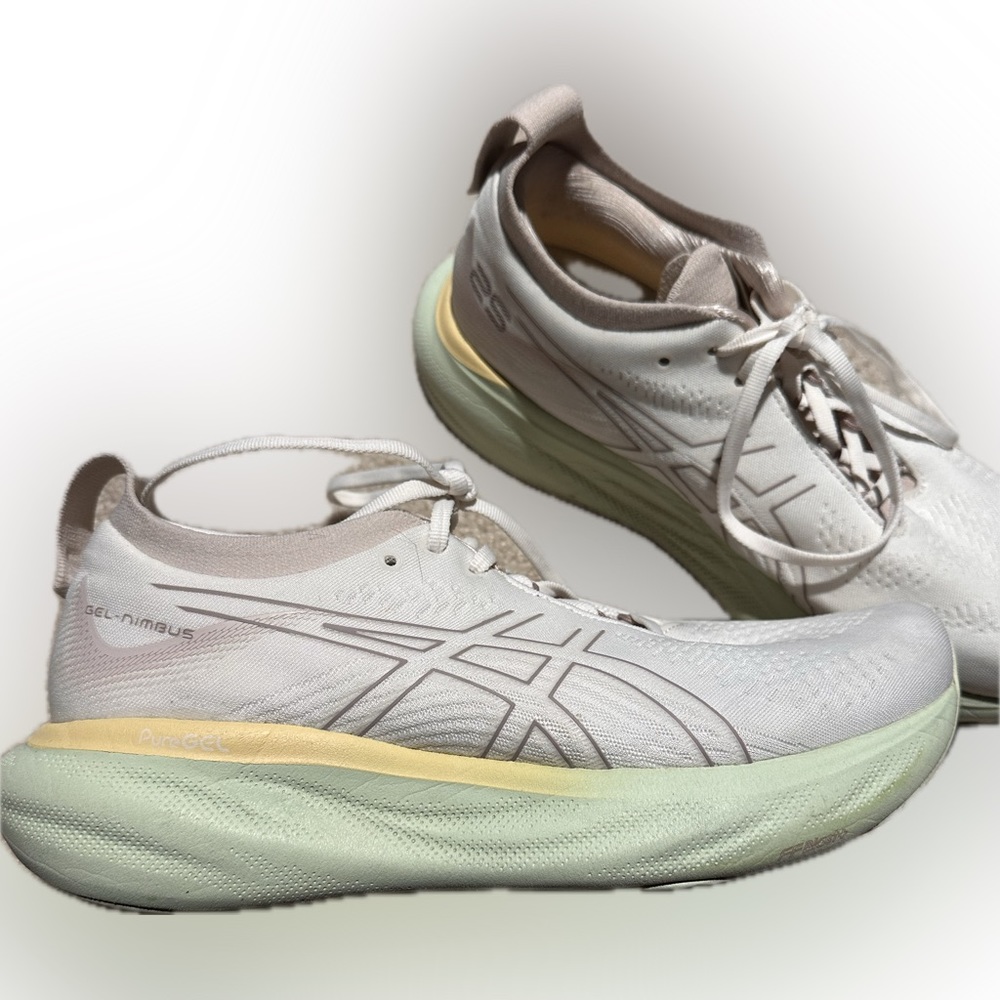 Gel Nimbus 25
